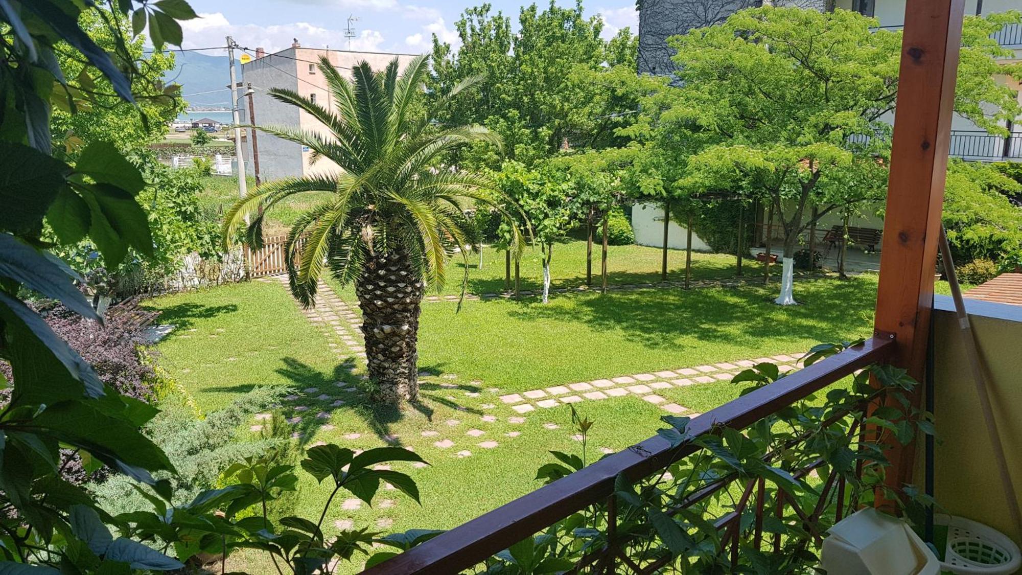 Lotos Apartments スタブロス 部屋 写真