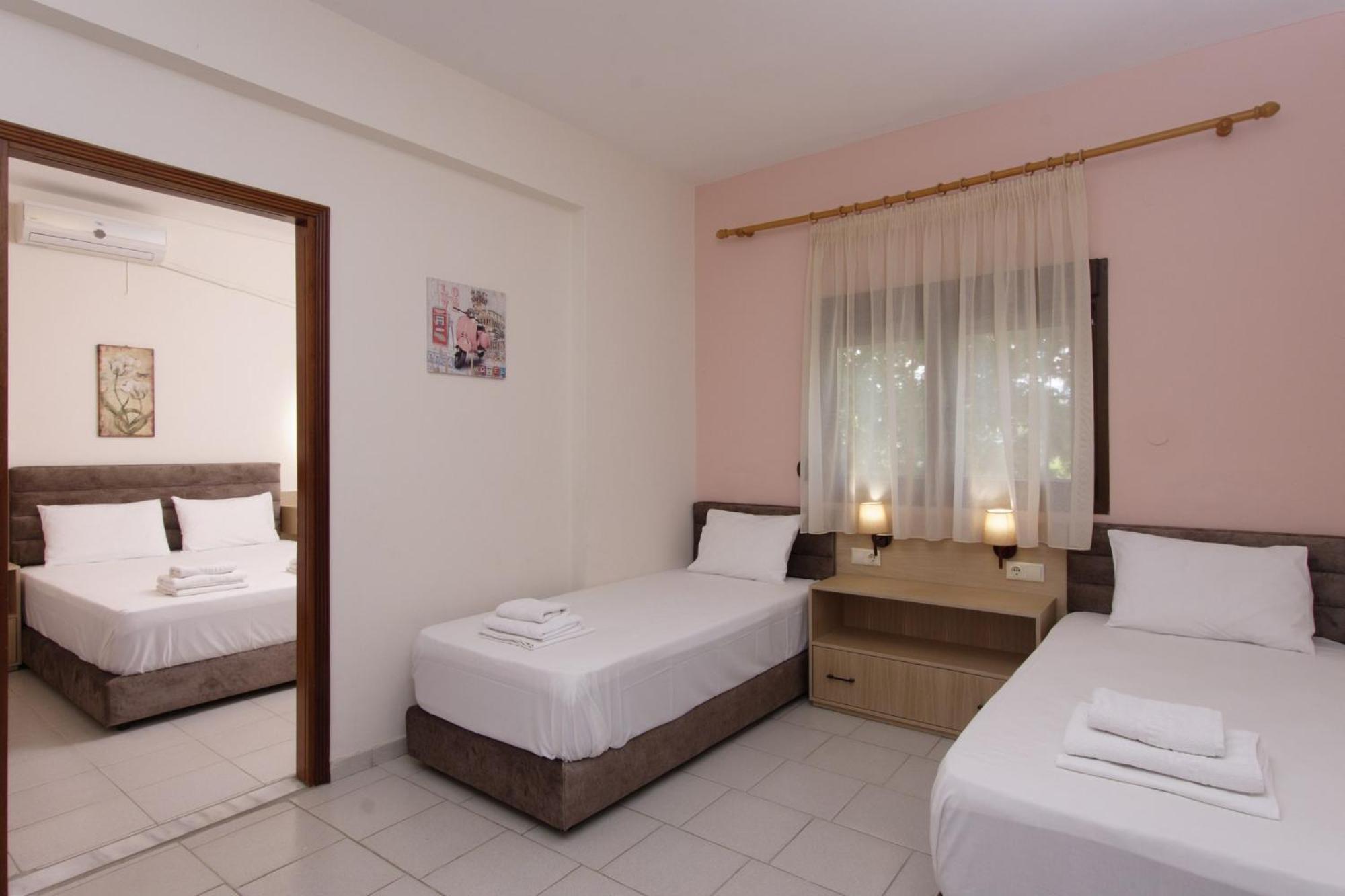 Lotos Apartments スタブロス 部屋 写真